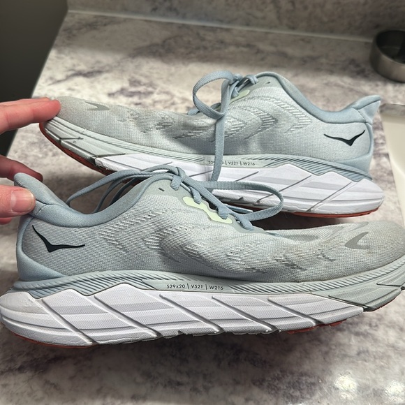 Hoka Arahi 6 Mens Size 8 D Shoes Road Running Distance Trainers Grey Black - Picture 4 of 7